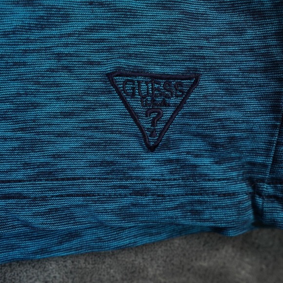 Guess Shirt Mens Small Blue Teal Short Sleeve Henley Button Abstract Psychedelic - Picture 4 of 6
